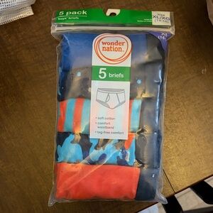 NWT boys 5-pack briefs size 14-16 (XL)